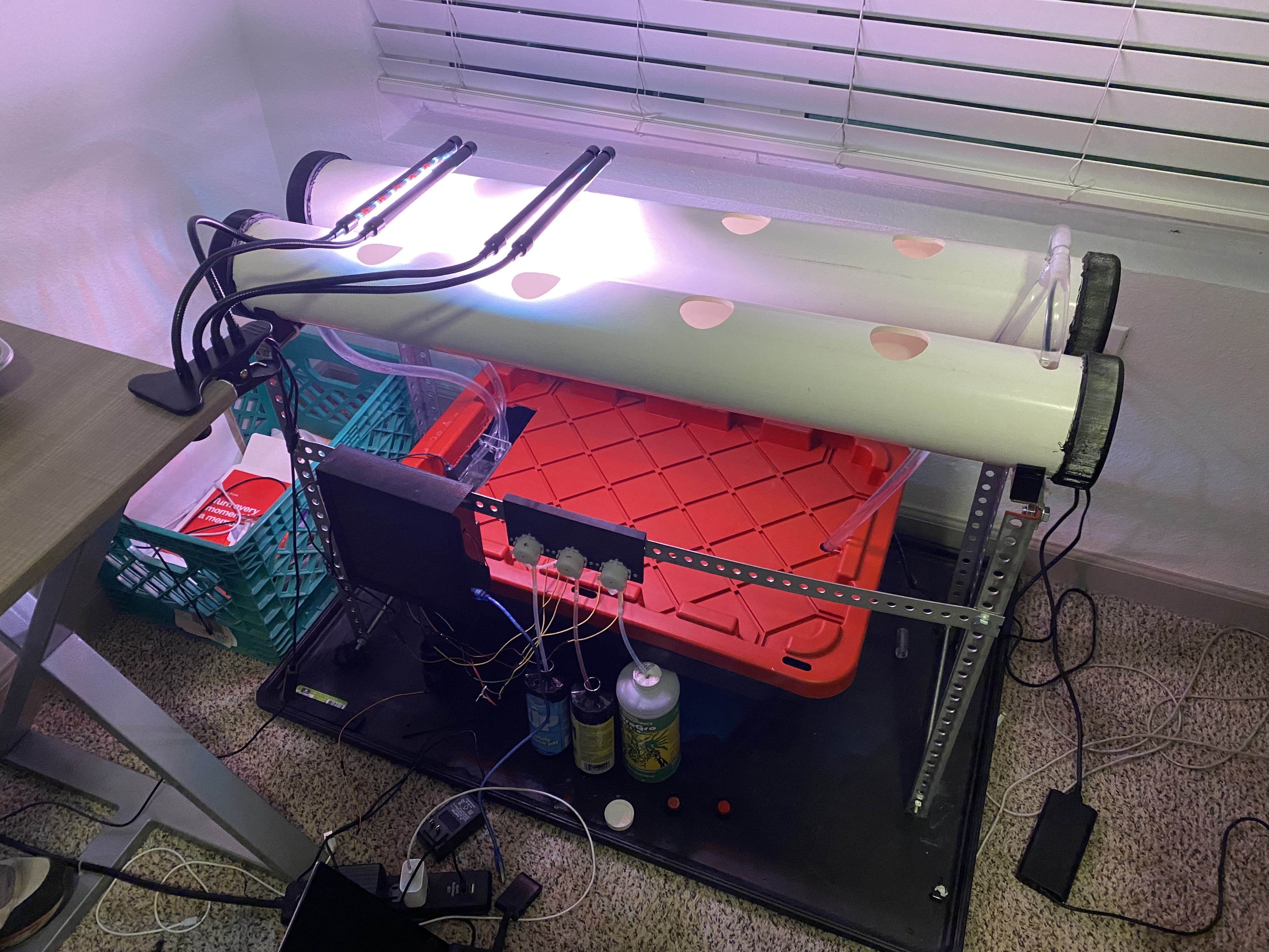 Automated NFT Hydroponic System